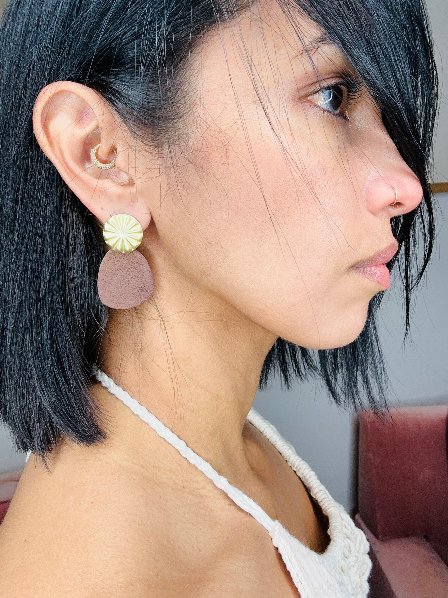 Classy brown earrings