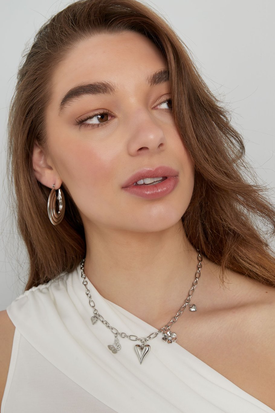 Een harmonieuze mix van goud en zilver! De Bedelketting Natural Love straalt natuurlijke schoonheid en liefde uit. Perfect voor elke gelegenheid!