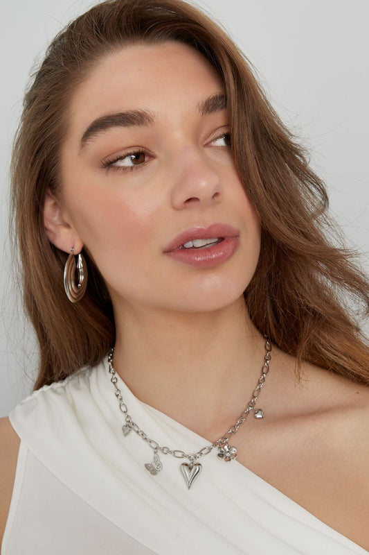 Een harmonieuze mix van goud en zilver! De Bedelketting Natural Love straalt natuurlijke schoonheid en liefde uit. Perfect voor elke gelegenheid!