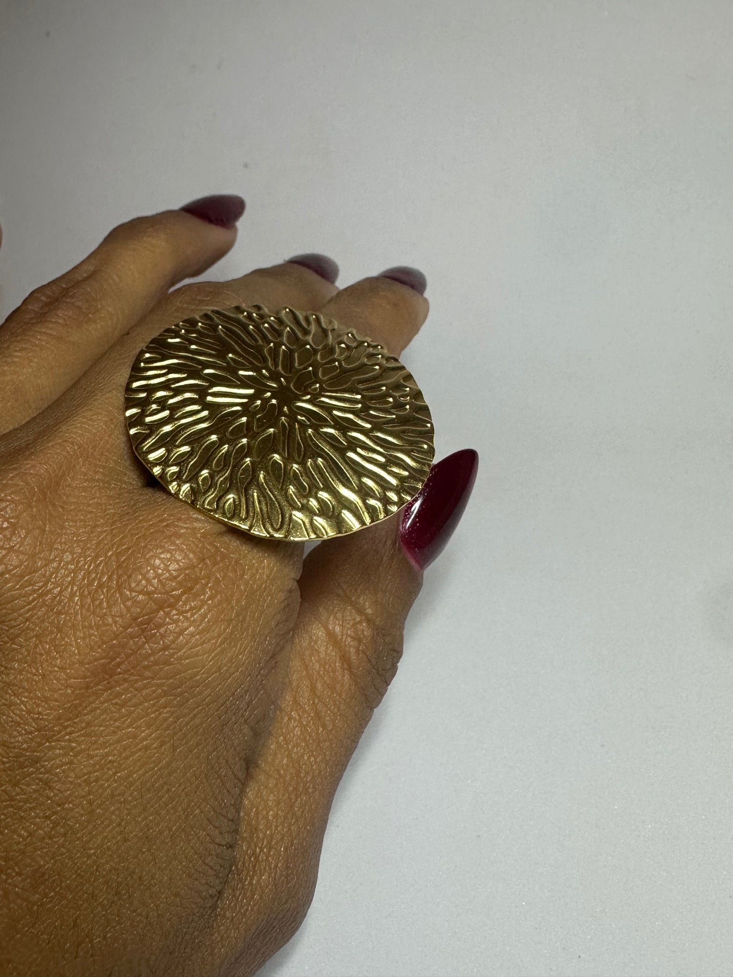 Plato adjustable gold ring